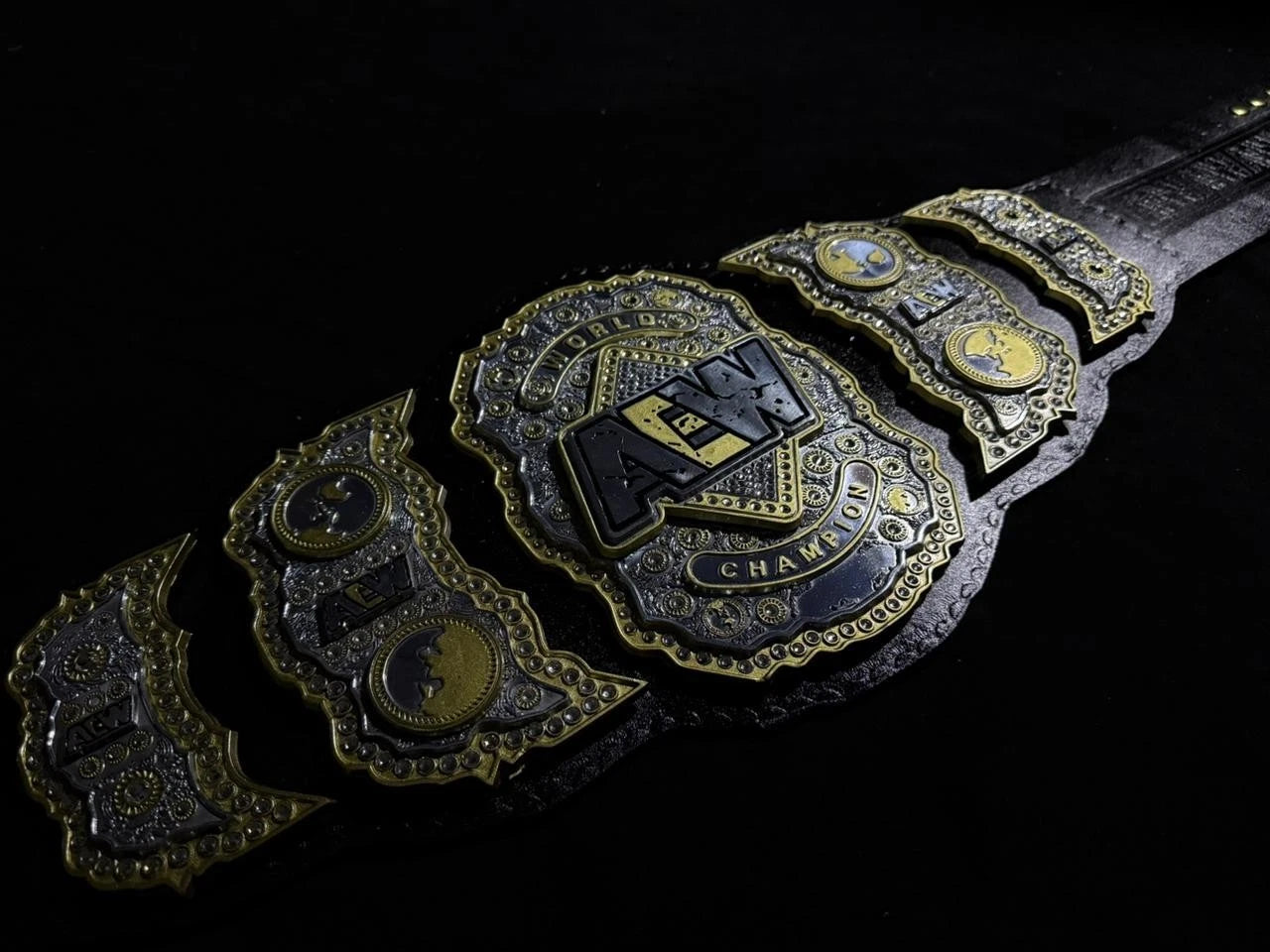 AEW Wrestling Championship Replica Title Belt 6mm Zinc Triple Layer Diecast