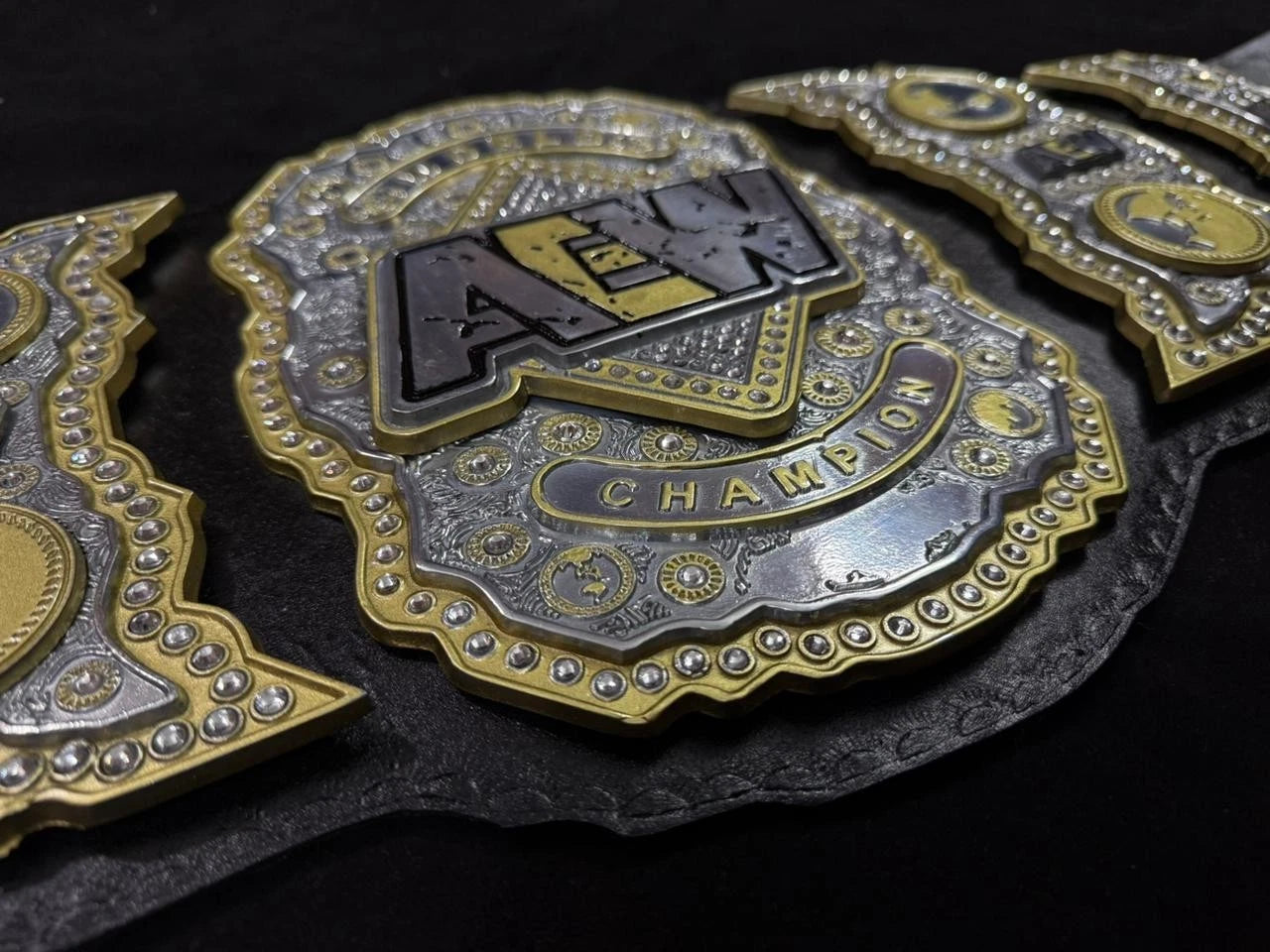 AEW Wrestling Championship Replica Title Belt 6mm Zinc Triple Layer Diecast